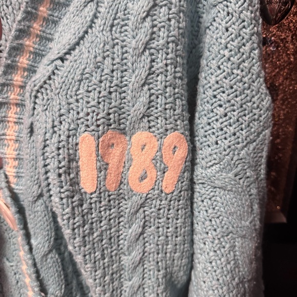 Taylor Swift 1989 Cardigan - Picture 2 of 4